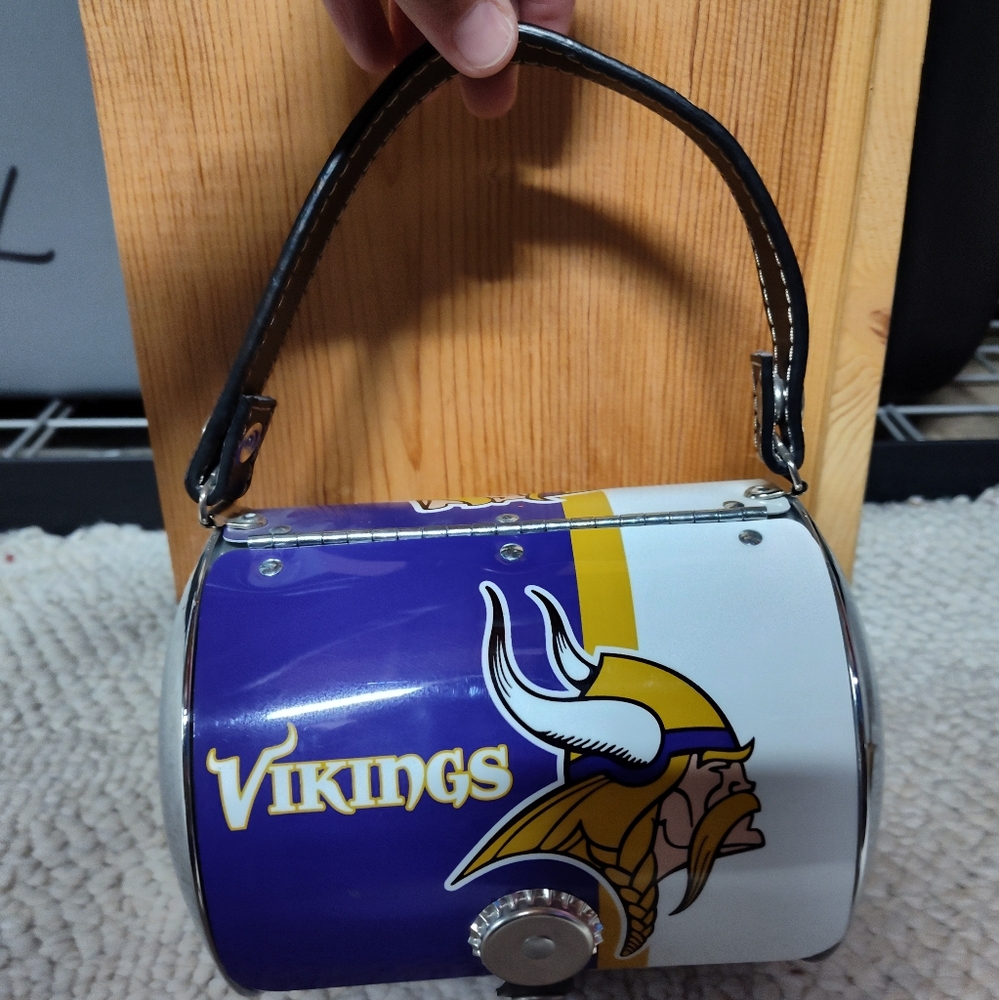 Vikings purse